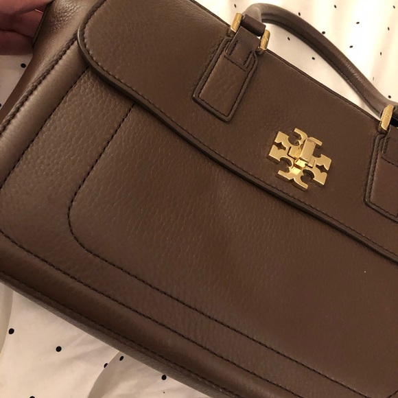 Pre-Owned Tory Burch Small Taupe Carryall - Picture 2 of 5